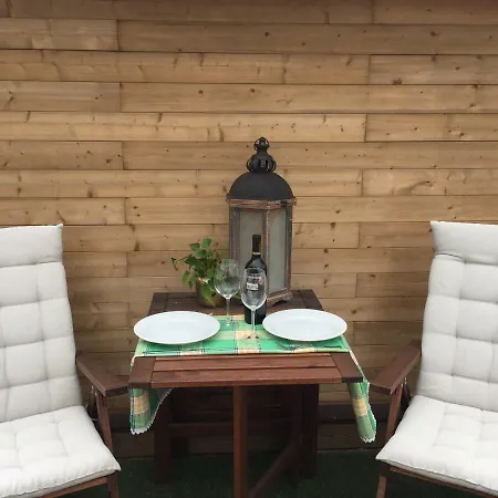 Apartamento Con Piscina كامينيا